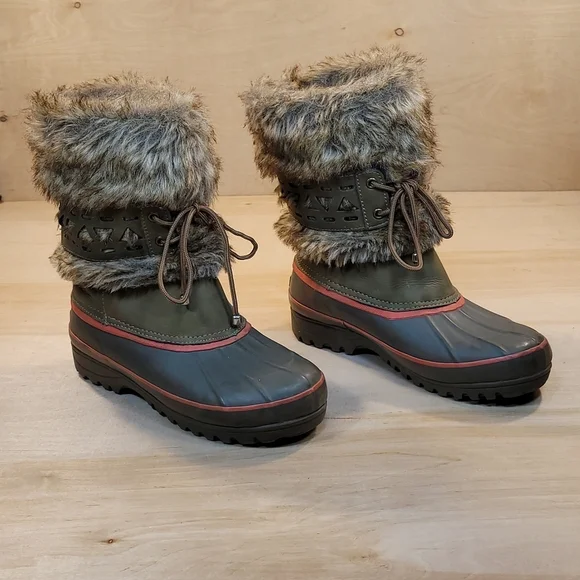 Khombu Womens Pull On Waterproof Rubber And Fur Snow Boots - Picture 2 of 10